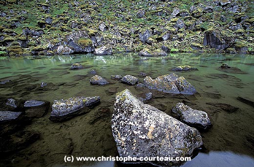 Asbyrgi Lake